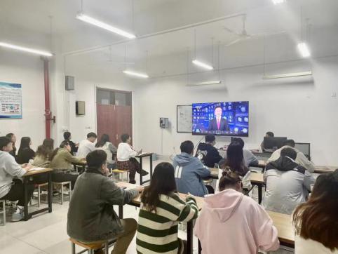 建筑工程学院学生党支部开展学习活动 建筑工程学院学生党支部开展学习活动