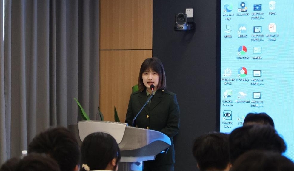 我校开展2024年春季征兵政策宣讲会 我校开展2024年春季征兵政策宣讲会